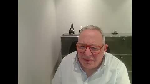 martin_1947 online show from February 15, 11:27 pm