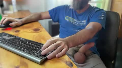 Martincito online show from November 25, 11:12 am