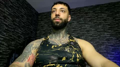 masculineguy69 online show from May 6, 11:27 pm