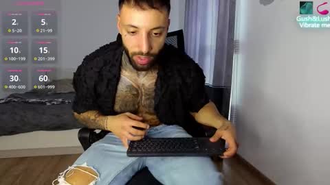 masculineguy69 online show from October 26, 9:11 am