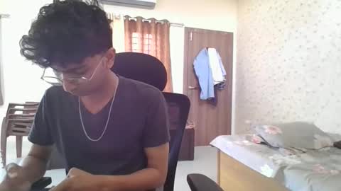 Mask Boy online show from December 22, 6:10 am