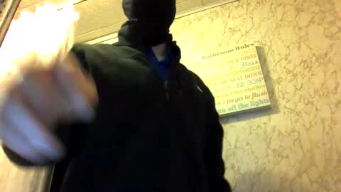 maskedyogaman online show from November 24, 4:35 am