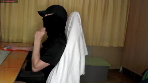 MASTER BAN  online show from May 5, 7:03 pm
