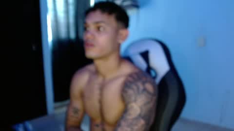 master_black777 online show from April 12, 3:46 pm