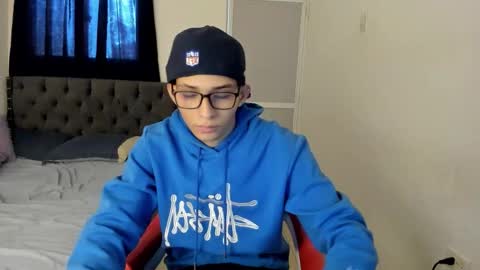 master_boy28 online show from February 13, 3:39 pm