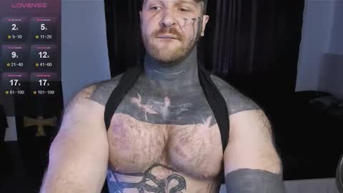 Snapshot of master_oil chatting on October 1, 1:48 pm Huge Alex online show from October 1, 1:48 pm