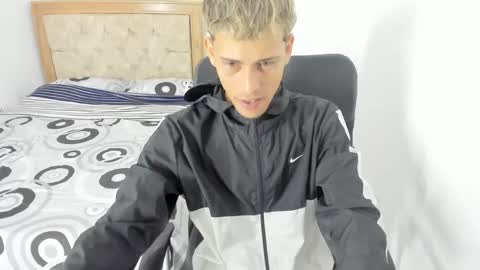 Snapshot of masteralda09 chatting on September 19, 1:11 pm Alpha junior online show from September 19, 1:11 pm