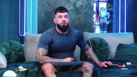 masterkingofmuscle online show from December 10, 9:55 am