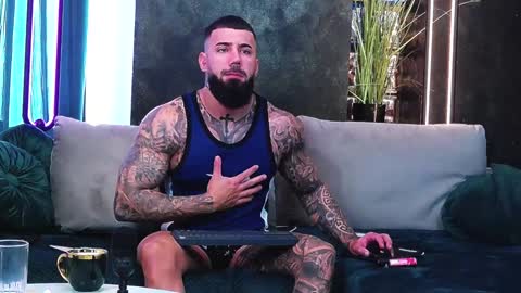 masterkingofmuscle online show from January 7, 8:37 am