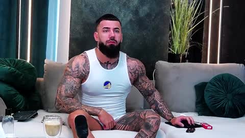 masterkingofmuscle online show from January 24, 7:08 am