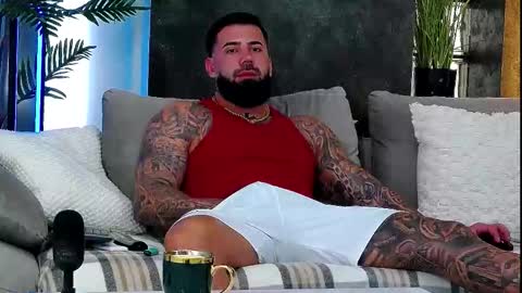 masterkingofmuscle online show from October 20, 10:52 am