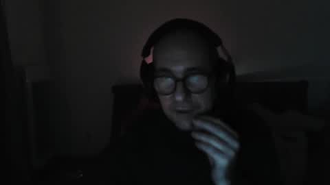 mat11efou online show from February 16, 8:40 pm