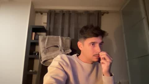 Snapshot of matahavi chatting on October 26, 5:59 pm Aaron online show from October 26, 5:59 pm