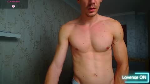 MateoBenjamin online show from November 10, 7:35 am