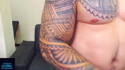 Mateo online show from November 17, 7:06 pm