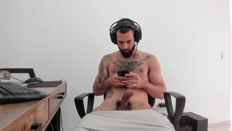 Snapshot of matheusbeard2 chatting on October 21, 7:28 pm Matheus     online show from October 21, 7:28 pm