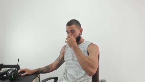 Snapshot of matheusbeard2 chatting on January 27, 6:41 pm Matheus     online show from January 27, 6:41 pm