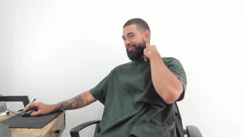Snapshot of matheusbeard2 chatting on February 19, 4:33 pm Matheus     online show from February 19, 4:33 pm