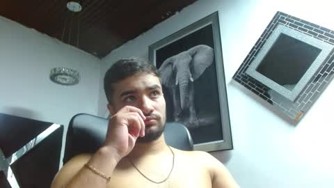 Snapshot of mathews_colton1 chatting on October 24, 12:18 pm Mathews online show from October 24, 12:18 pm