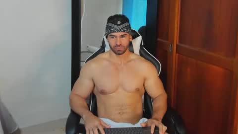 mathews_smith online show from October 28, 1:35 pm