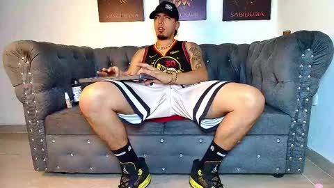 Snapshot of matias_costa chatting on October 21, 5:27 pm  MATIAS COSTA  online show from October 21, 5:27 pm