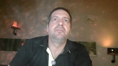 Snapshot of matrike1 chatting on March 1, 7:04 pm matrike1 online show from March 1, 7:04 pm