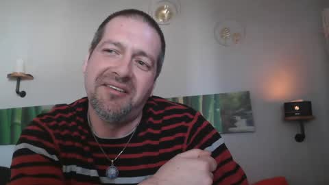 Snapshot of matrike1 chatting on February 19, 2:23 pm matrike1 online show from February 19, 2:23 pm