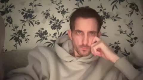 Snapshot of mattcarta chatting on February 8, 8:53 pm mattcarta online show from February 8, 8:53 pm