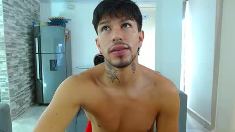 Snapshot of matteo_leto chatting on October 2, 12:31 pm matteo_leto online show from October 2, 12:31 pm