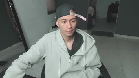 mattias     online show from February 16, 5:15 pm