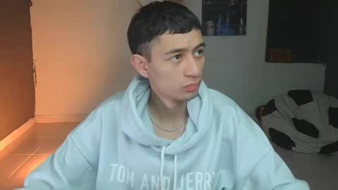 mattias     online show from December 11, 9:42 am