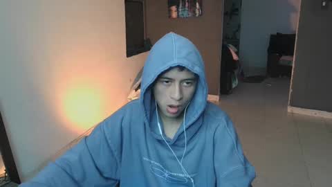 mattias     online show from February 17, 3:25 am