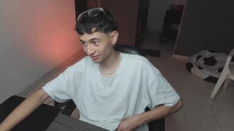 mattias     online show from February 7, 1:58 am