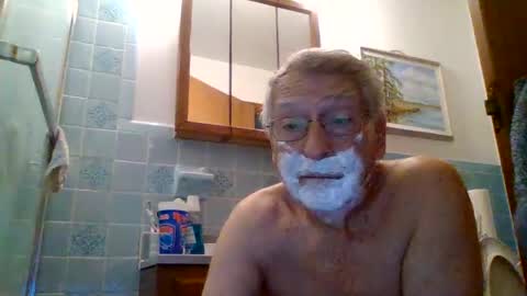 Snapshot of maturecouple1954 chatting on October 29, 1:58 pm SXECPL55 at G mail Dot Com online show from October 29, 1:58 pm