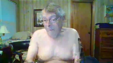Snapshot of maturecouple1954 chatting on January 26, 12:33 pm SXECPL55 at G mail Dot Com online show from January 26, 12:33 pm