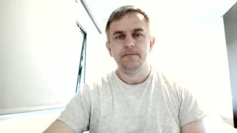 matureontheedge online show from May 31, 10:49 am