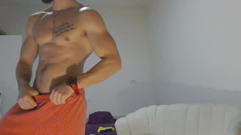 mauro_real_man online show from February 13, 7:52 pm
