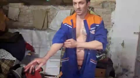 Marcellobausola  s k i -p e online show from February 7, 11:45 pm