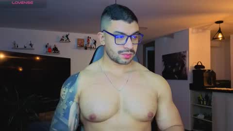 Max online show from November 22, 4:56 am