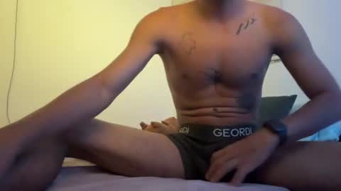 max_howard03 online show from August 8, 7:59 am