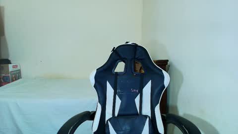 max_love25 online show from October 31, 11:19 pm