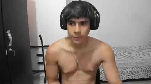 Snapshot of max_miller66 chatting on September 23, 8:41 pm Max online show from September 23, 8:41 pm