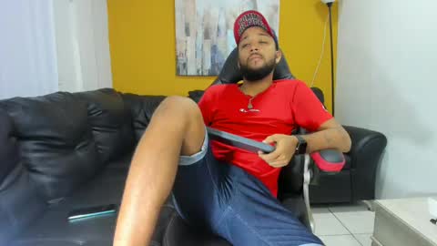 max_sexyhot26 online show from January 7, 2:54 am