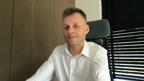 Max take off clothes online show from March 12, 12:57 pm