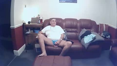 MAX online show from October 27, 10:56 pm