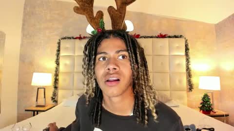 maxim online show from December 18, 3:35 am