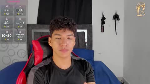 Maximiliano online show from February 8, 8:13 pm