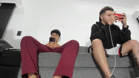 maximo__77 online show from September 28, 6:33 am