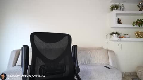 Sebastian online show from February 7, 10:37 pm