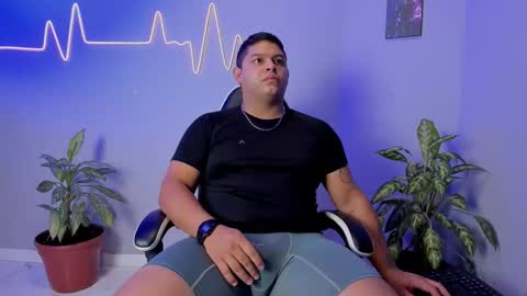 Maximus online show from November 11, 11:59 am